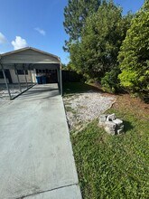 530 Escarole St SE in Palm Bay, FL - Building Photo - Building Photo