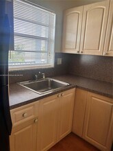 2998 Sunrise Lakes Blvd in Sunrise, FL - Building Photo - Building Photo