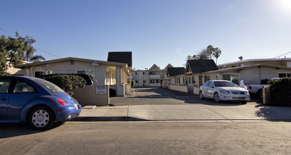 The Grove Avenue Apartments in Imperial Beach, CA - Building Photo - Building Photo