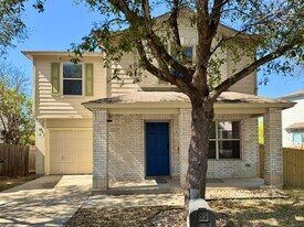 18 Beacon Bay in San Antonio, TX - Building Photo