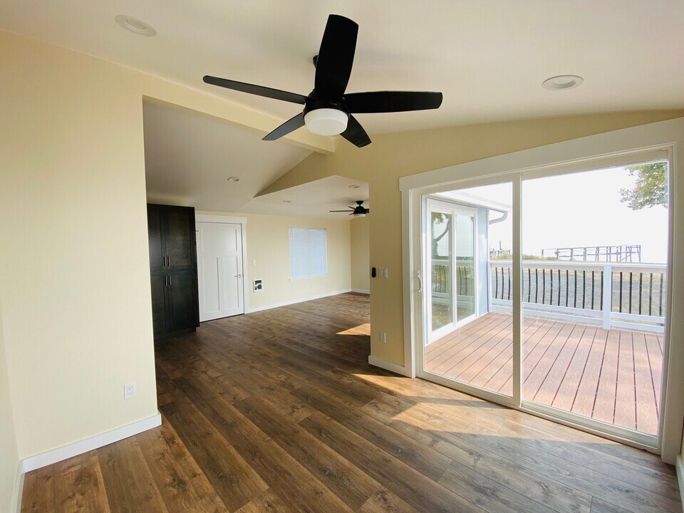 4550 Lakeshore Blvd in Lakeport, CA - Building Photo
