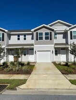 5852 Callaway Cir in Panama City, FL - Building Photo