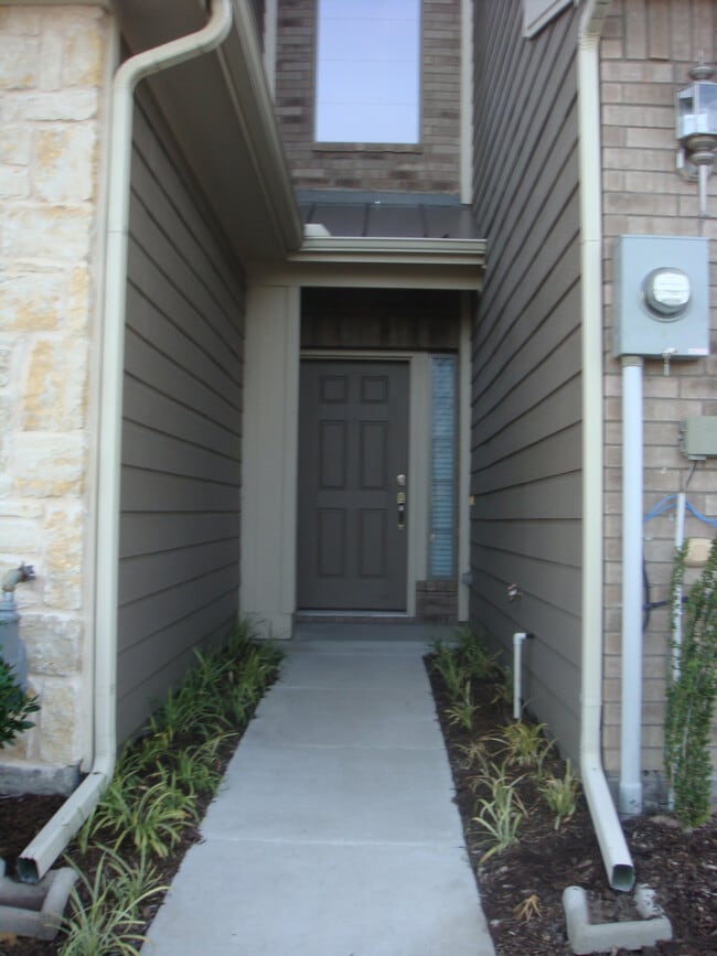 7905 Wendy Ln in Plano, TX - Building Photo - Building Photo