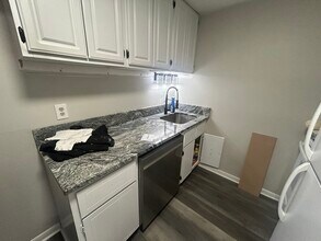 10 Leonard Rd in Boxborough, MA - Building Photo - Building Photo