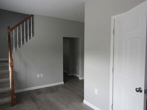 152 Butler St, Unit 152 Butler St in Pittston, PA - Building Photo - Building Photo