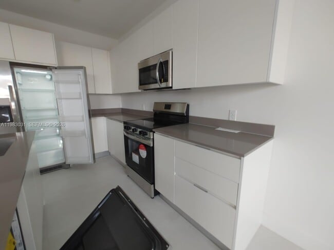 1280 N Flagler Ave in Homestead, FL - Building Photo - Building Photo