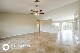 4903 Beauty St in Lehigh Acres, FL - Building Photo - Building Photo