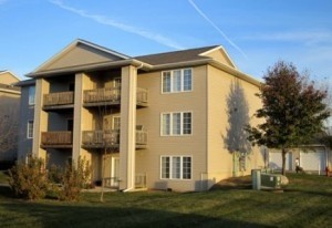 Magnolia Lane in Marion, IA - Building Photo