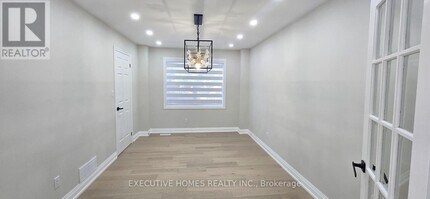 2 Renwick Rd in Courtice, ON - Building Photo - Building Photo
