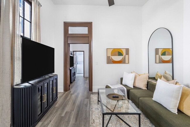 4317 Canal St in New Orleans, LA - Building Photo - Building Photo
