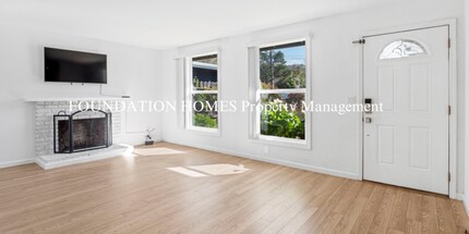 151 Kenwood Ct in Novato, CA - Building Photo - Building Photo