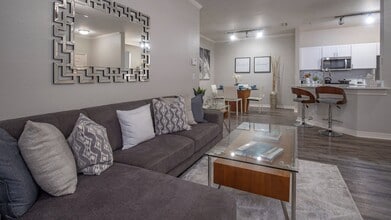 Enders Place at Baldwin Park in Orlando, FL - Building Photo - Interior Photo