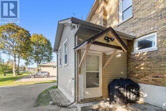 10128 Keele St in Vaughan, ON - Building Photo - Building Photo