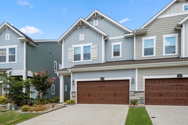 2506 Lola Ave in Charlotte, NC - Foto de edificio - Building Photo