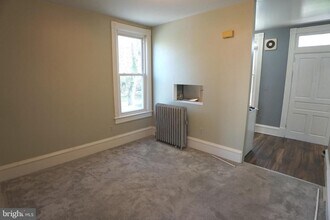 1000 Edmondson Ave in Catonsville, MD - Building Photo - Building Photo