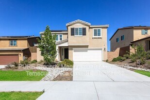 29600 Cherokee Trl in Winchester, CA - Building Photo