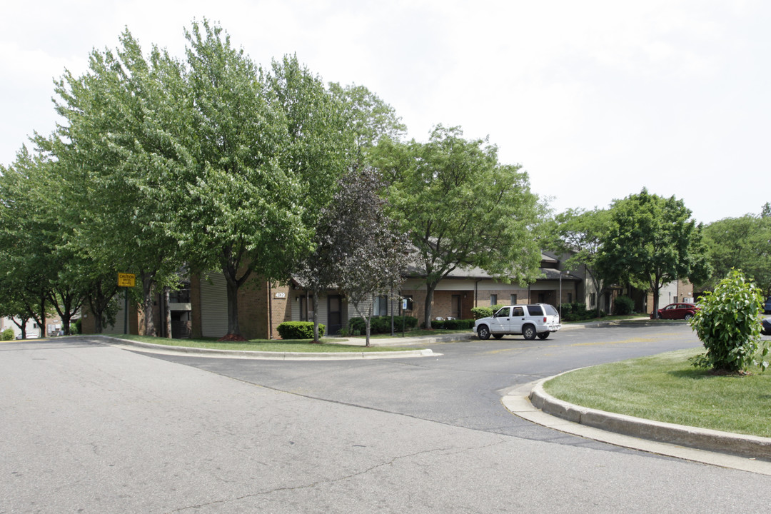 Stadium Drive Apartments in Kalamazoo, MI - Building Photo