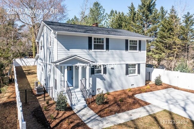 2900 Arnold Rd in Durham, NC - Foto de edificio - Building Photo
