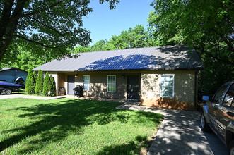 1010 Glaze Ct in Murfreesboro, TN - Building Photo - Building Photo