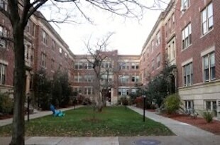 22 Alton Ct, Unit 2 in Brookline, MA - Building Photo