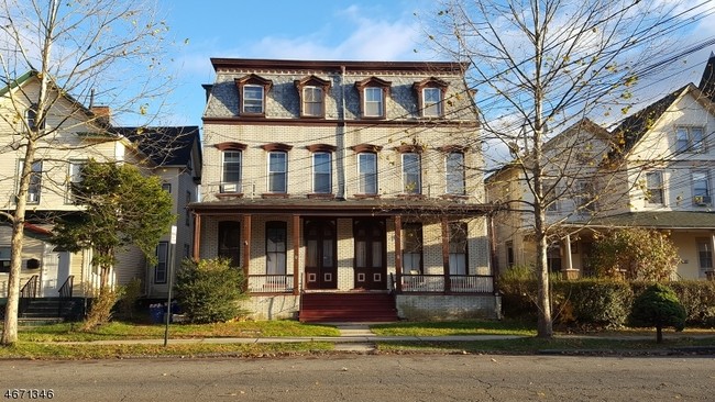 70-72 Jackson Ave in North Plainfield, NJ - Building Photo - Building Photo