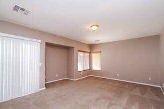 10762 Sheridan Dawn Ct in Henderson, NV - Building Photo - Building Photo