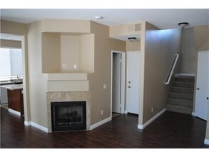 588 Summerholly Dr in San Marcos, CA - Building Photo - Building Photo