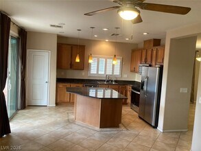 11825 Newport View St in Las Vegas, NV - Building Photo - Building Photo