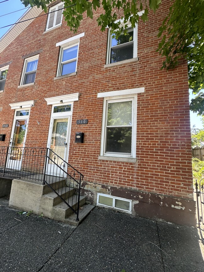 510 Elm St in Madison, IN - Foto de edificio - Building Photo