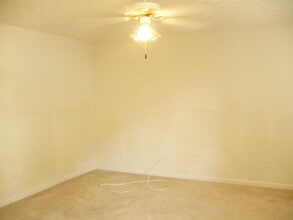 3035 Fields Dr in Stonecrest, GA - Building Photo - Building Photo