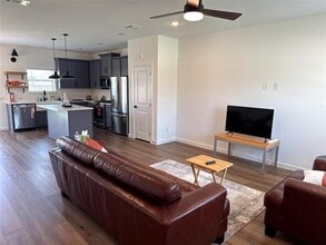 537 Ridgewood Dr in Van Alstyne, TX - Building Photo - Building Photo
