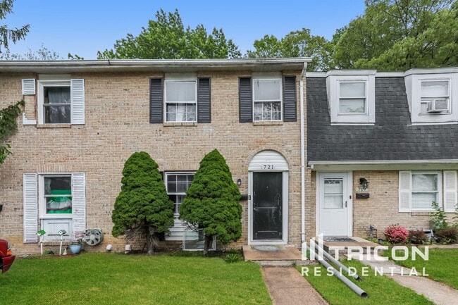property at 721 Sequoia Dr