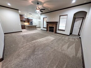 2832 Pacifica Ln in Edmond, OK - Building Photo - Building Photo