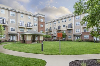 The James in Richmond, VA - Foto de edificio - Building Photo