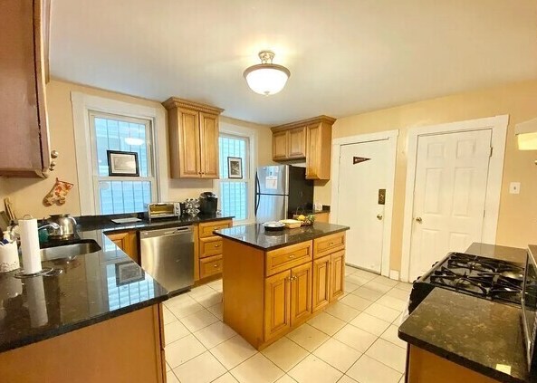 6 Eldora St, Unit PH 1 in Boston, MA - Building Photo