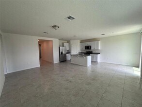 894 Sand Sea Pl in Haines City, FL - Building Photo - Building Photo