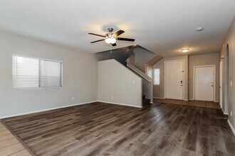 815 W St Charles Ave in Phoenix, AZ - Building Photo - Building Photo