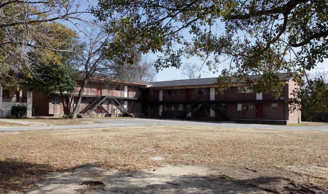 3028 N Carolina Ave in North Charleston, SC - Building Photo - Building Photo