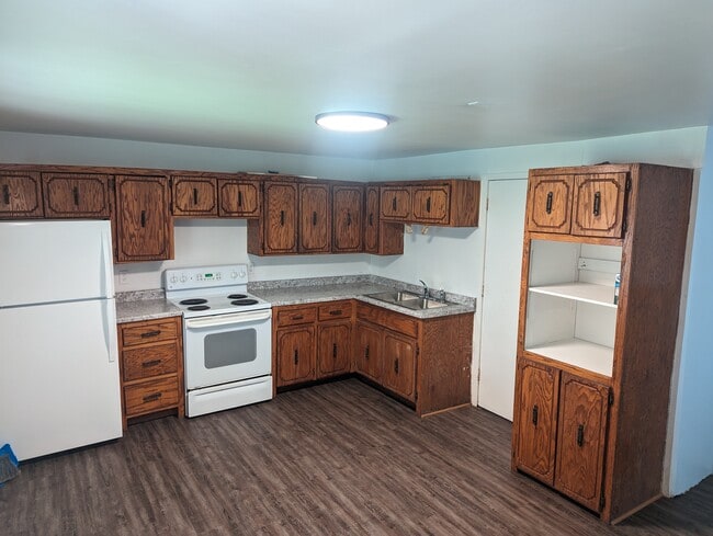 1613 Iowa Ave, Unit Upper Level in Superior, WI - Building Photo - Building Photo
