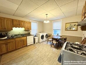 65 Roseclair St in Boston, MA - Building Photo - Building Photo