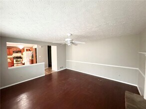 4979 Stone Trace in Stone Mountain, GA - Building Photo - Building Photo