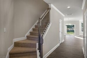 1694 Hallview Ct in Kernersville, NC - Foto de edificio - Building Photo