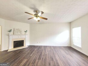 619 Kenridge Way in Suwanee, GA - Building Photo - Building Photo