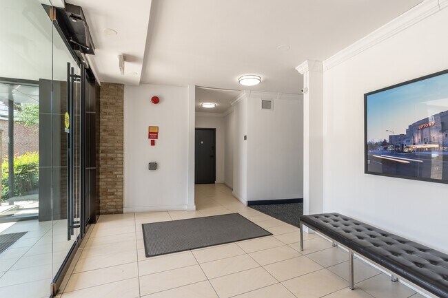 2755 Ordway St NW in Washington, DC - Building Photo - Building Photo