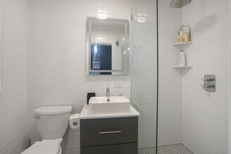 201 Bath St, Unit #6 Beach Penthouse in Santa Barbara, CA - Building Photo - Building Photo
