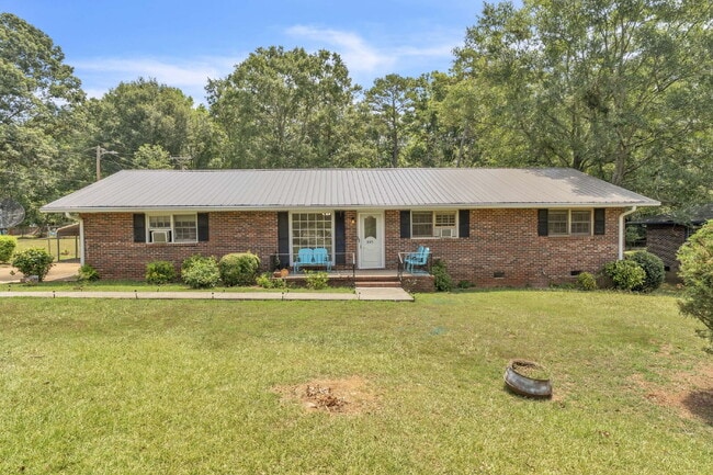 property at 805 Eastwood St