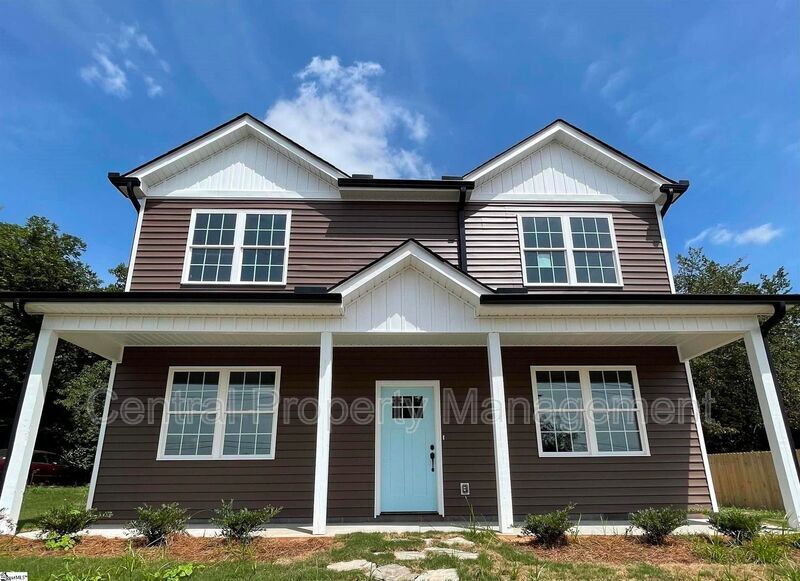 1510 Buncombe Rd in Greenville, SC - Building Photo