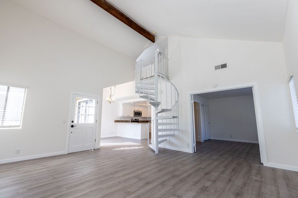 47 Clover Ln in Aliso Viejo, CA - Building Photo