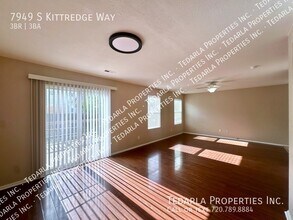 7949 S Kittredge Way in Englewood, CO - Building Photo - Building Photo