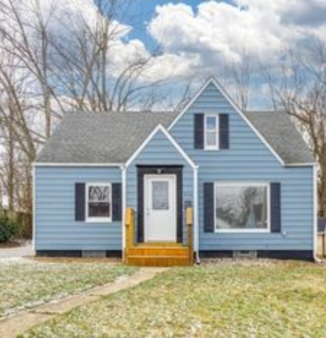 936 Dover Ave
